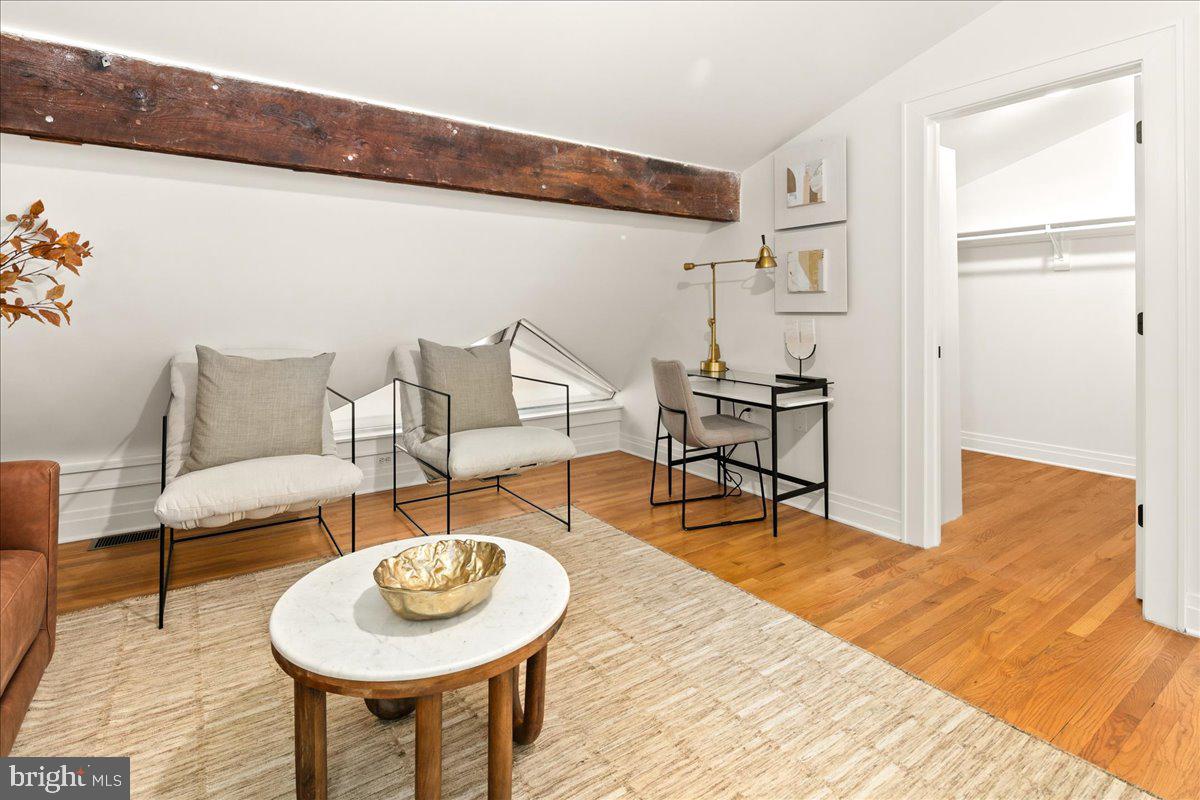 1109 M ST NW #11, WASHINGTON, District Of Columbia 20005, 2 Bedrooms Bedrooms, ,2 BathroomsBathrooms,Residential,For sale,1109 M ST NW #11,DCDC2248216 MLS # DCDC2248216