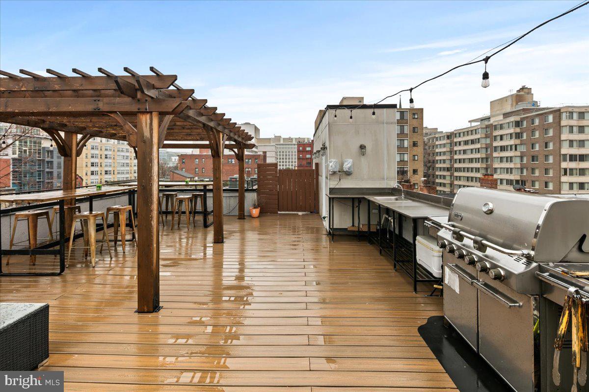 1109 M ST NW #11, WASHINGTON, District Of Columbia 20005, 2 Bedrooms Bedrooms, ,2 BathroomsBathrooms,Residential,For sale,1109 M ST NW #11,DCDC2248216 MLS # DCDC2248216