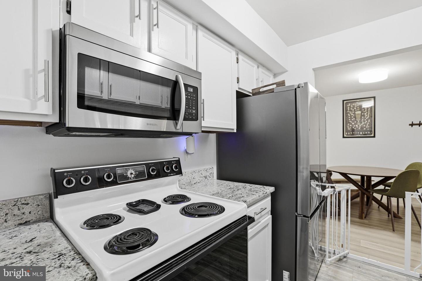 5704 SHADWELL CT #91, ALEXANDRIA, Virginia 22309, 2 Bedrooms Bedrooms, 7 Rooms Rooms,2 BathroomsBathrooms,Residential,For sale,5704 SHADWELL CT #91,VAFX2293476 MLS # VAFX2293476