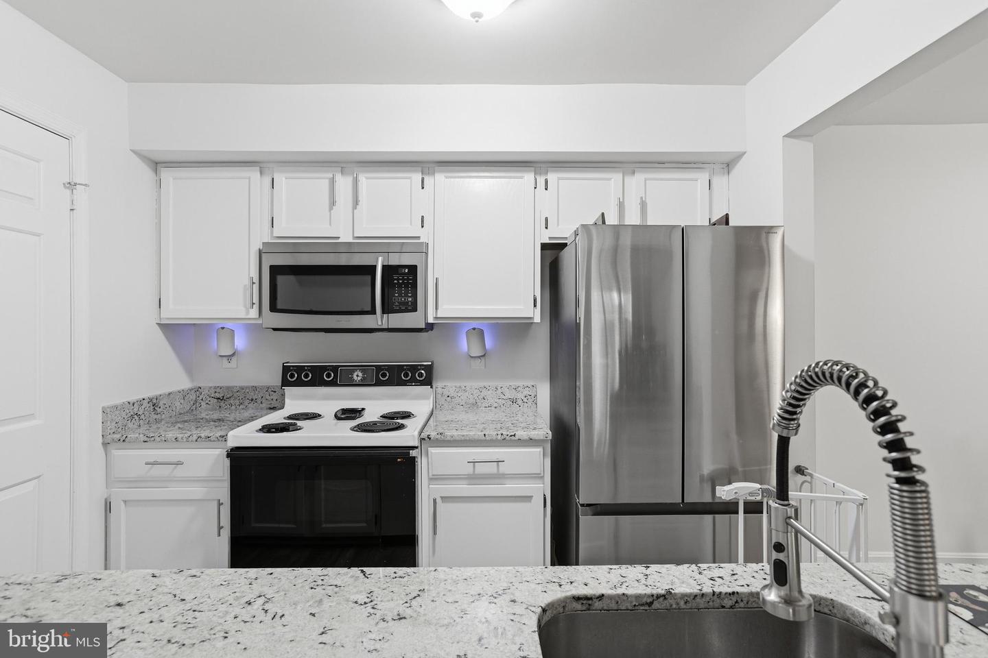 5704 SHADWELL CT #91, ALEXANDRIA, Virginia 22309, 2 Bedrooms Bedrooms, 7 Rooms Rooms,2 BathroomsBathrooms,Residential,For sale,5704 SHADWELL CT #91,VAFX2293476 MLS # VAFX2293476