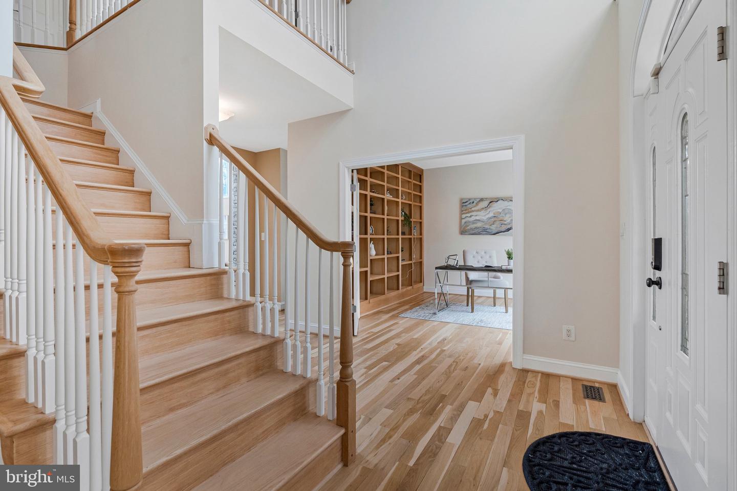 19834 SMITH CIR, ASHBURN, Virginia 20147, 4 Bedrooms Bedrooms, ,4 BathroomsBathrooms,Residential,For sale,19834 SMITH CIR,VALO2116960 MLS # VALO2116960