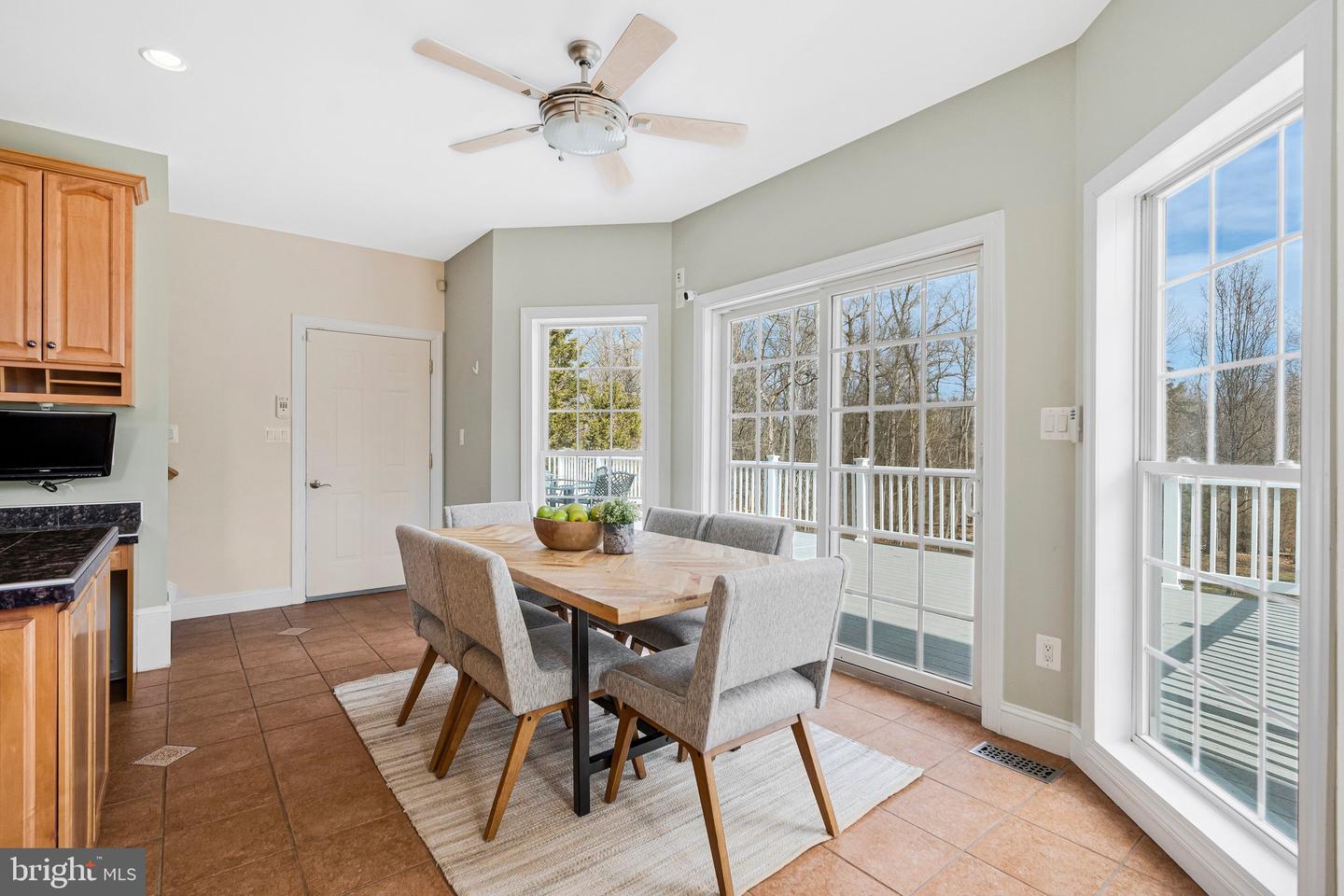 19834 SMITH CIR, ASHBURN, Virginia 20147, 4 Bedrooms Bedrooms, ,4 BathroomsBathrooms,Residential,For sale,19834 SMITH CIR,VALO2116960 MLS # VALO2116960