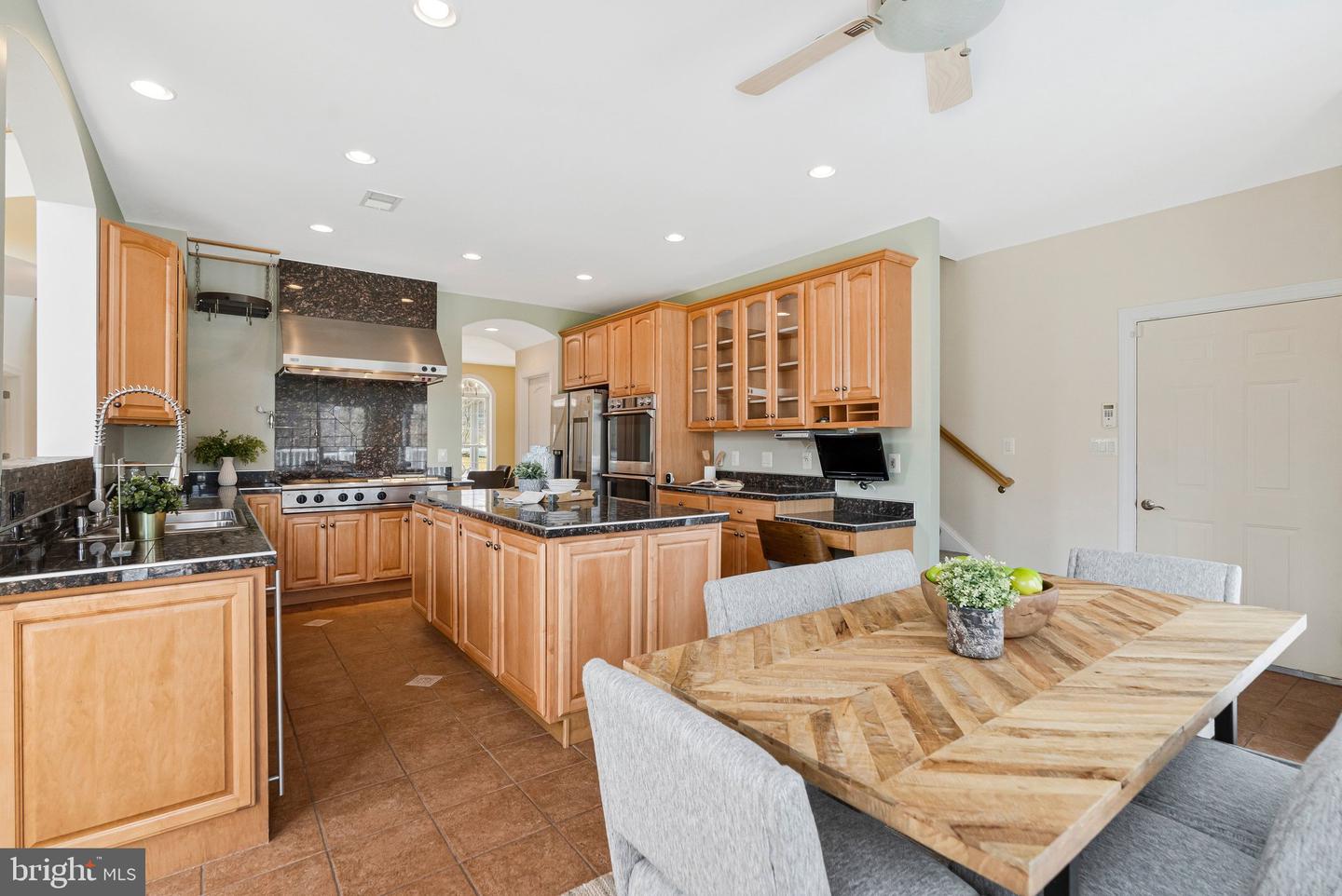 19834 SMITH CIR, ASHBURN, Virginia 20147, 4 Bedrooms Bedrooms, ,4 BathroomsBathrooms,Residential,For sale,19834 SMITH CIR,VALO2116960 MLS # VALO2116960