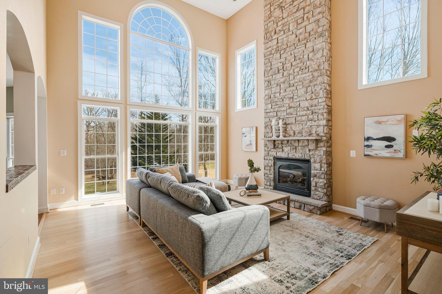 19834 SMITH CIR, ASHBURN, Virginia 20147, 4 Bedrooms Bedrooms, ,4 BathroomsBathrooms,Residential,For sale,19834 SMITH CIR,VALO2116960 MLS # VALO2116960