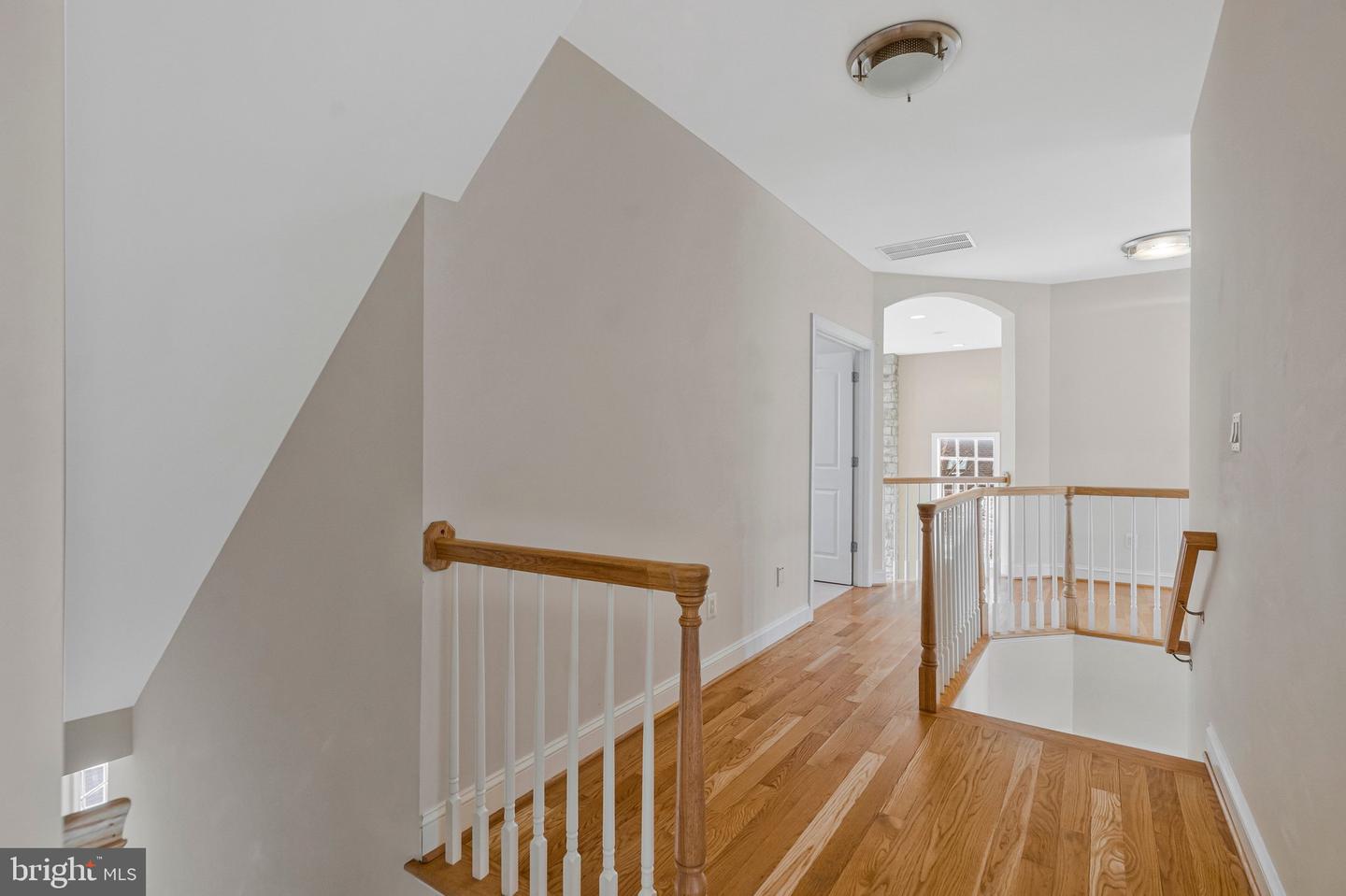 19834 SMITH CIR, ASHBURN, Virginia 20147, 4 Bedrooms Bedrooms, ,4 BathroomsBathrooms,Residential,For sale,19834 SMITH CIR,VALO2116960 MLS # VALO2116960