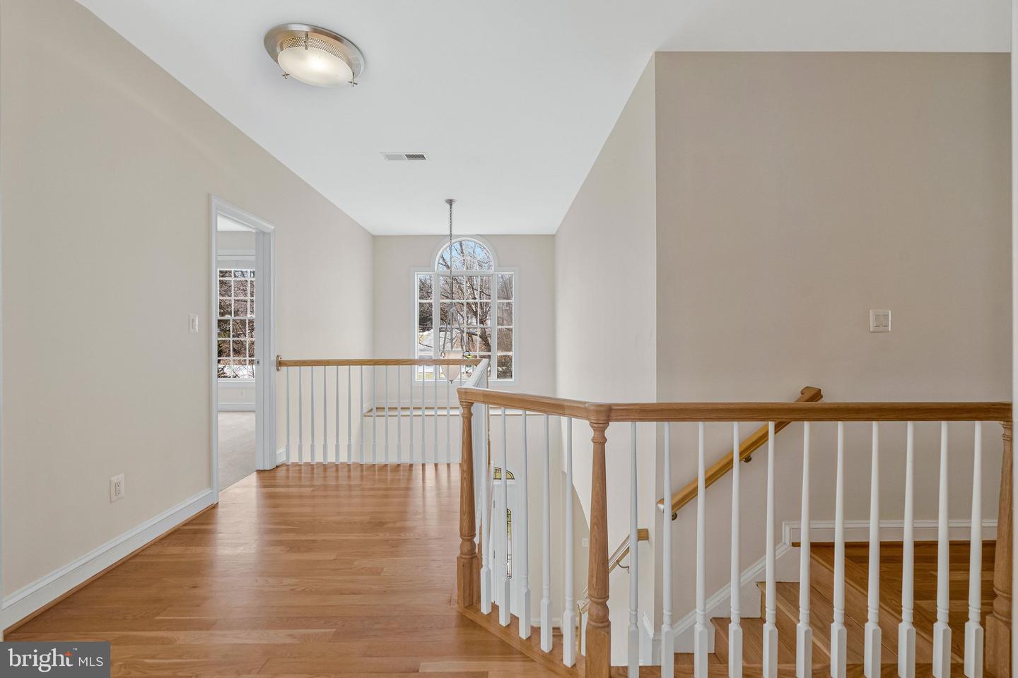 19834 SMITH CIR, ASHBURN, Virginia 20147, 4 Bedrooms Bedrooms, ,4 BathroomsBathrooms,Residential,For sale,19834 SMITH CIR,VALO2116960 MLS # VALO2116960