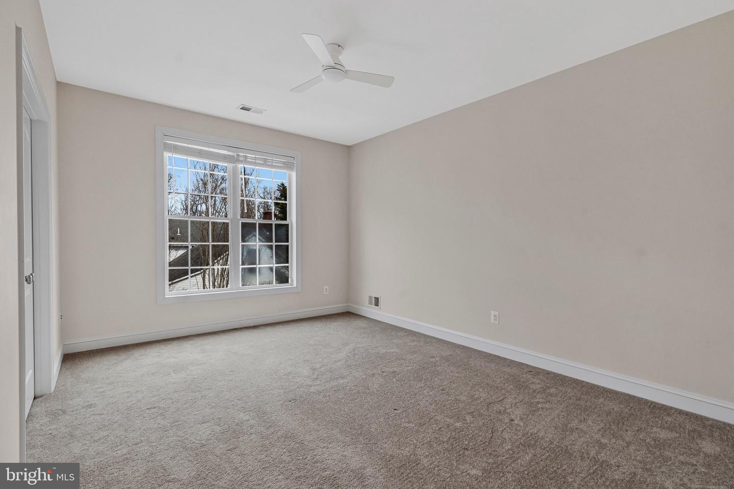 19834 SMITH CIR, ASHBURN, Virginia 20147, 4 Bedrooms Bedrooms, ,4 BathroomsBathrooms,Residential,For sale,19834 SMITH CIR,VALO2116960 MLS # VALO2116960