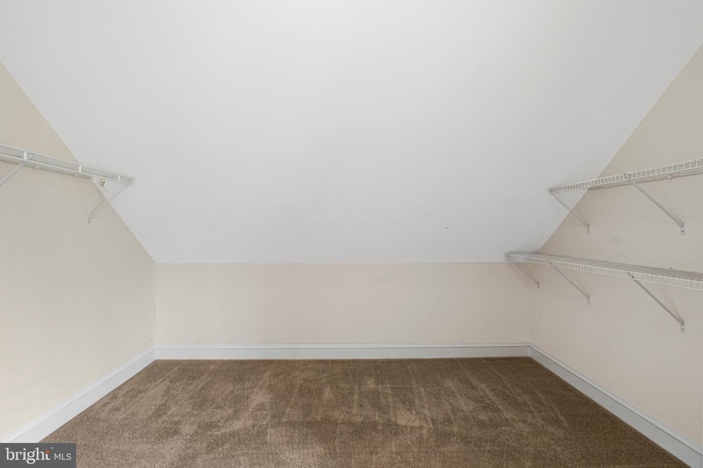 19834 SMITH CIR, ASHBURN, Virginia 20147, 4 Bedrooms Bedrooms, ,4 BathroomsBathrooms,Residential,For sale,19834 SMITH CIR,VALO2116960 MLS # VALO2116960