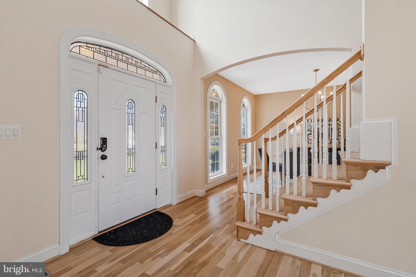 19834 SMITH CIR, ASHBURN, Virginia 20147, 4 Bedrooms Bedrooms, ,4 BathroomsBathrooms,Residential,For sale,19834 SMITH CIR,VALO2116960 MLS # VALO2116960