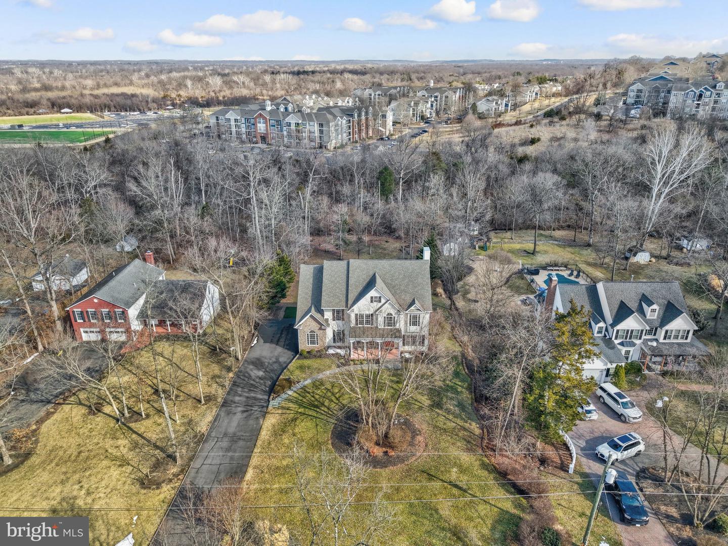 19834 SMITH CIR, ASHBURN, Virginia 20147, 4 Bedrooms Bedrooms, ,4 BathroomsBathrooms,Residential,For sale,19834 SMITH CIR,VALO2116960 MLS # VALO2116960