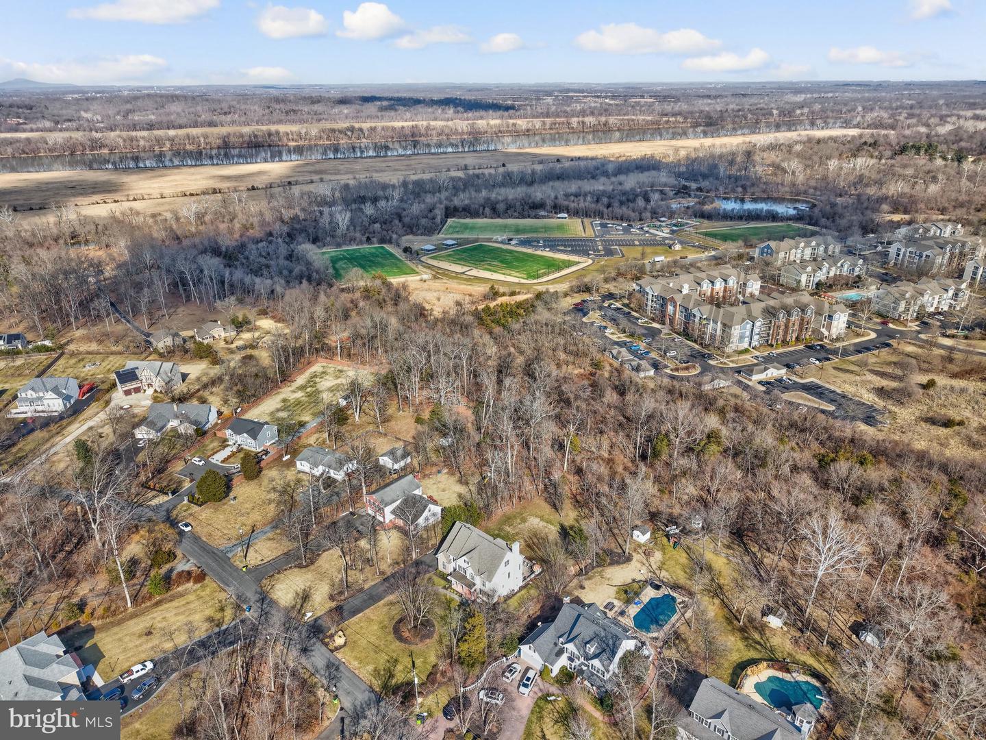 19834 SMITH CIR, ASHBURN, Virginia 20147, 4 Bedrooms Bedrooms, ,4 BathroomsBathrooms,Residential,For sale,19834 SMITH CIR,VALO2116960 MLS # VALO2116960