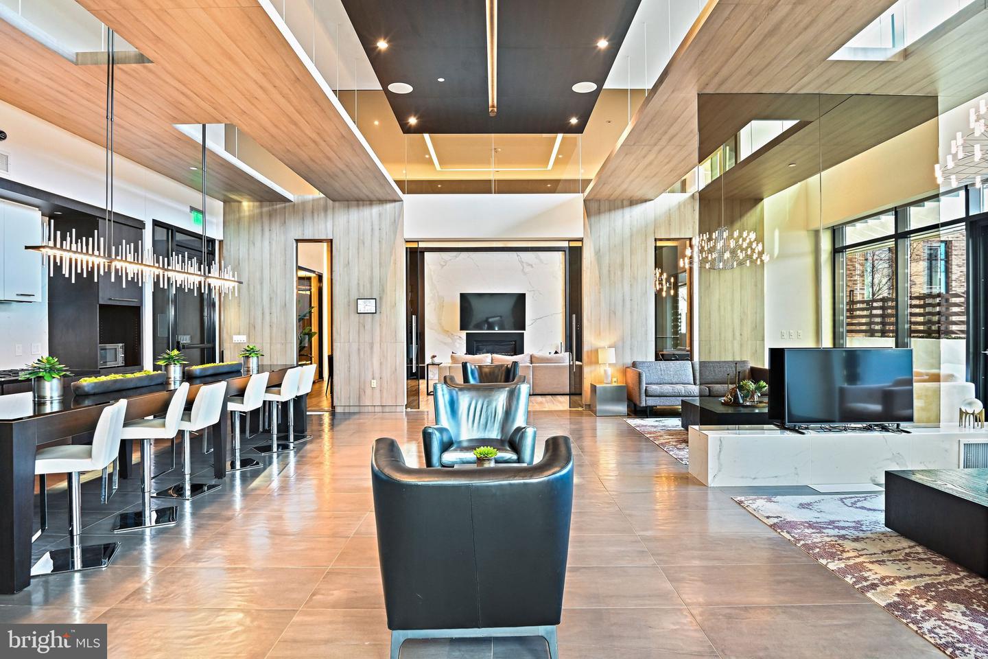 1650 SILVER HILL DR #1703, MCLEAN, Virginia 22102, 1 Bedroom Bedrooms, ,1 BathroomBathrooms,Residential,For sale,1650 SILVER HILL DR #1703,VAFX2293320 MLS # VAFX2293320
