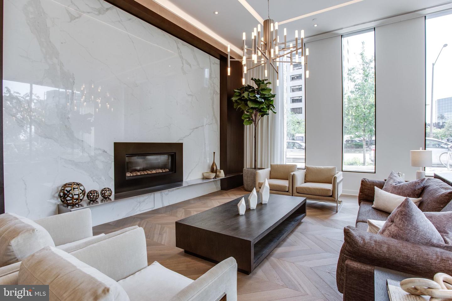 1650 SILVER HILL DR #1703, MCLEAN, Virginia 22102, 1 Bedroom Bedrooms, ,1 BathroomBathrooms,Residential,For sale,1650 SILVER HILL DR #1703,VAFX2293320 MLS # VAFX2293320