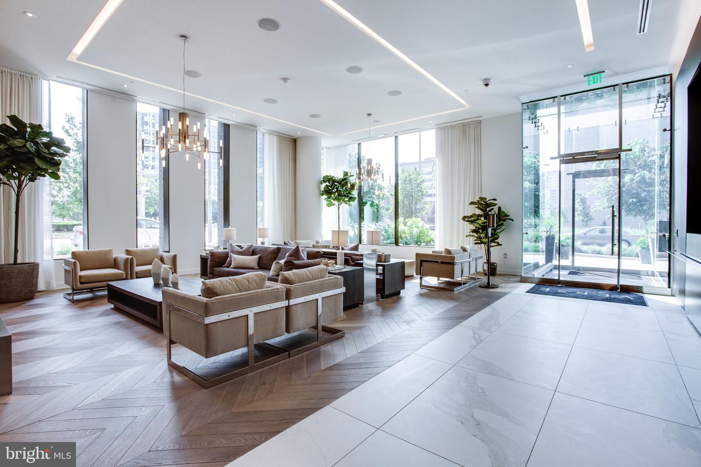 1650 SILVER HILL DR #1703, MCLEAN, Virginia 22102, 1 Bedroom Bedrooms, ,1 BathroomBathrooms,Residential,For sale,1650 SILVER HILL DR #1703,VAFX2293320 MLS # VAFX2293320