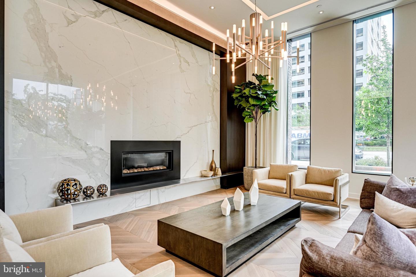 1650 SILVER HILL DR #1703, MCLEAN, Virginia 22102, 1 Bedroom Bedrooms, ,1 BathroomBathrooms,Residential,For sale,1650 SILVER HILL DR #1703,VAFX2293320 MLS # VAFX2293320