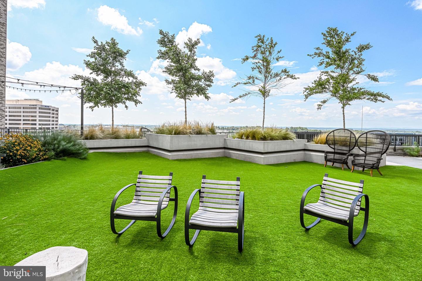 1650 SILVER HILL DR #1703, MCLEAN, Virginia 22102, 1 Bedroom Bedrooms, ,1 BathroomBathrooms,Residential,For sale,1650 SILVER HILL DR #1703,VAFX2293320 MLS # VAFX2293320