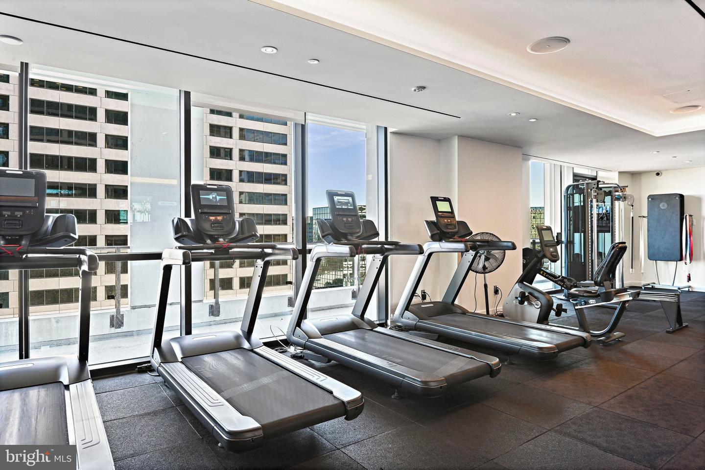 1650 SILVER HILL DR #1703, MCLEAN, Virginia 22102, 1 Bedroom Bedrooms, ,1 BathroomBathrooms,Residential,For sale,1650 SILVER HILL DR #1703,VAFX2293320 MLS # VAFX2293320