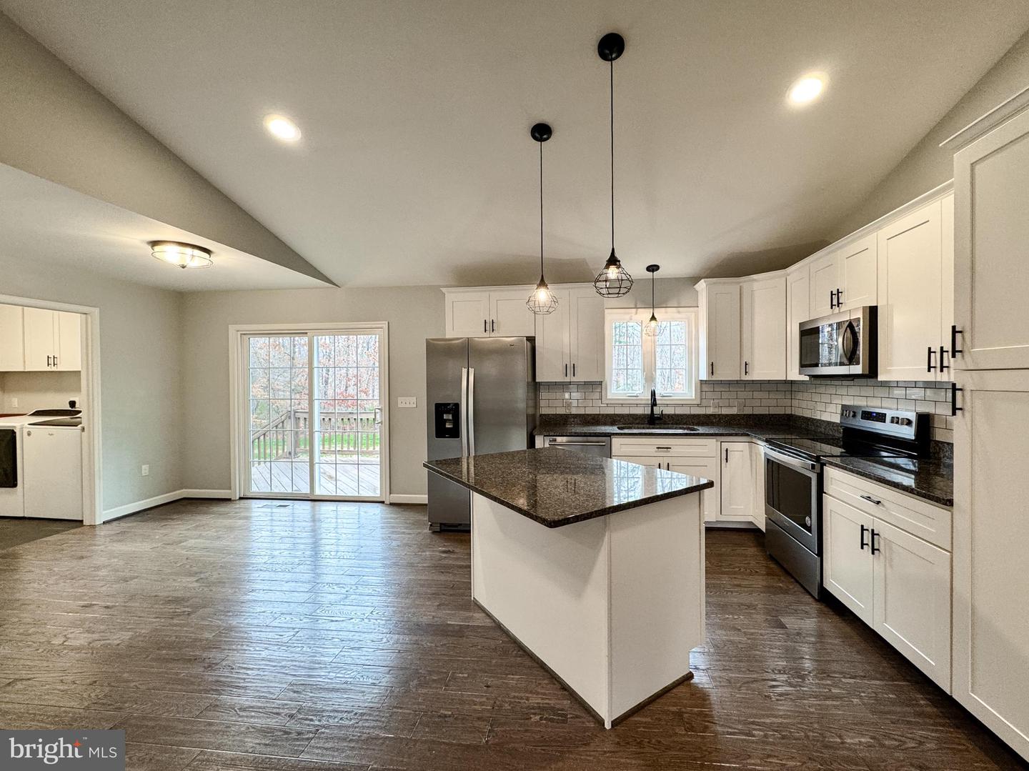 64 HEMLOCK LN, MINERAL, Virginia 23117, 3 Bedrooms Bedrooms, 5 Rooms Rooms,2 BathroomsBathrooms,Residential,For sale,64 HEMLOCK LN,VALA2009382 MLS # VALA2009382