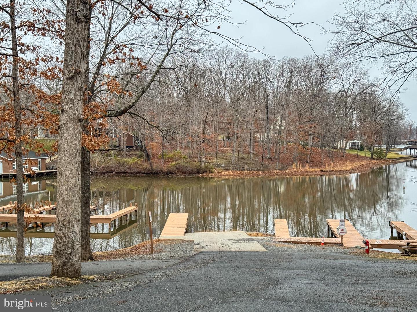 64 HEMLOCK LN, MINERAL, Virginia 23117, 3 Bedrooms Bedrooms, 5 Rooms Rooms,2 BathroomsBathrooms,Residential,For sale,64 HEMLOCK LN,VALA2009382 MLS # VALA2009382