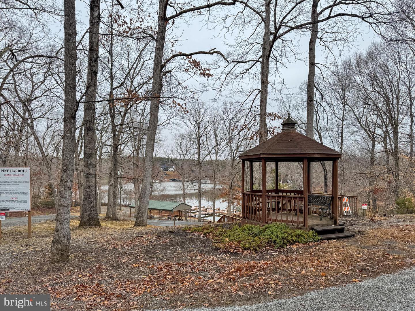 64 HEMLOCK LN, MINERAL, Virginia 23117, 3 Bedrooms Bedrooms, 5 Rooms Rooms,2 BathroomsBathrooms,Residential,For sale,64 HEMLOCK LN,VALA2009382 MLS # VALA2009382