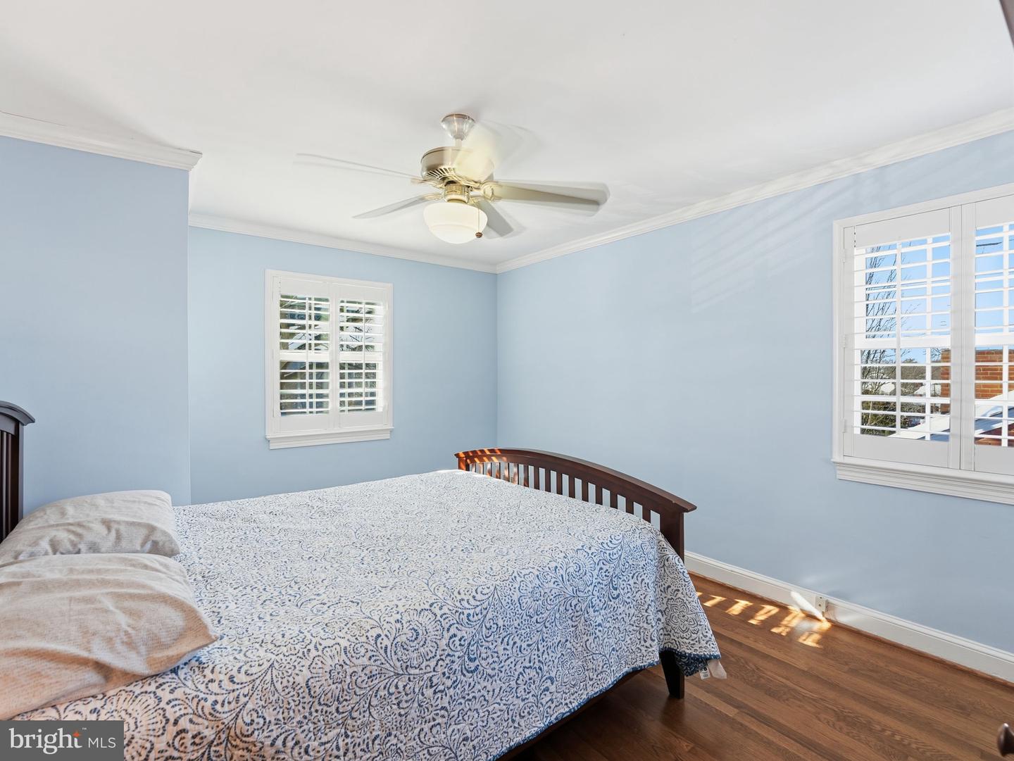 6223 26TH ROAD N, ARLINGTON, Virginia 22207, 4 Bedrooms Bedrooms, ,3 BathroomsBathrooms,Residential,For sale,6223 26TH ROAD N,VAAR2069512 MLS # VAAR2069512