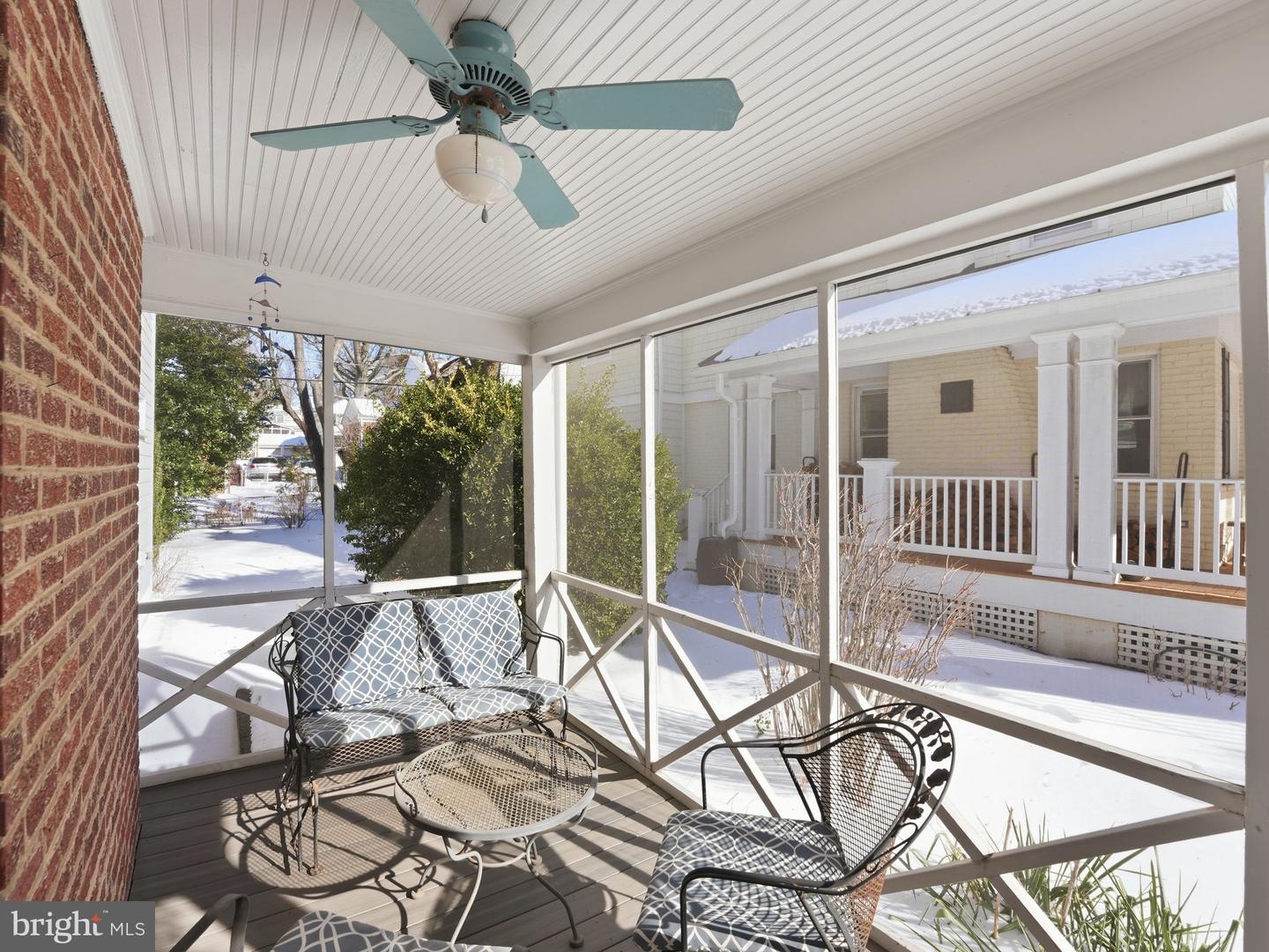 6223 26TH ROAD N, ARLINGTON, Virginia 22207, 4 Bedrooms Bedrooms, ,3 BathroomsBathrooms,Residential,For sale,6223 26TH ROAD N,VAAR2069512 MLS # VAAR2069512