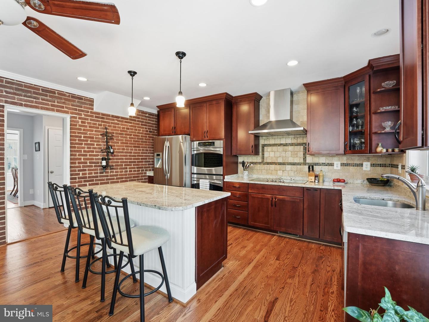 6223 26TH ROAD N, ARLINGTON, Virginia 22207, 4 Bedrooms Bedrooms, ,3 BathroomsBathrooms,Residential,For sale,6223 26TH ROAD N,VAAR2069512 MLS # VAAR2069512