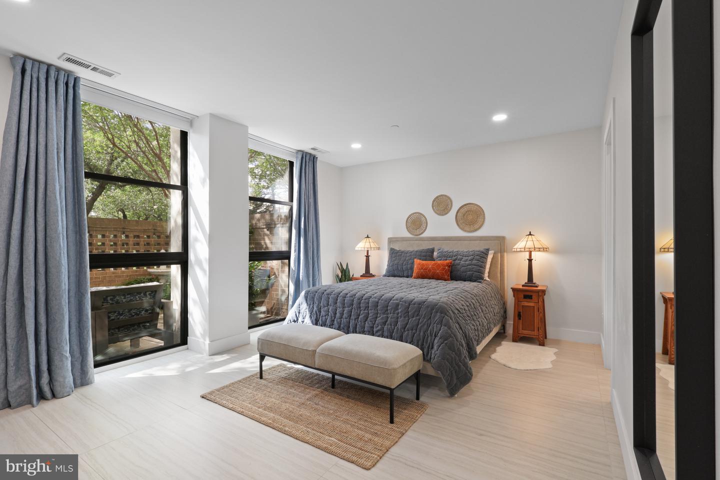 1016 S WAYNE ST #T-12, ARLINGTON, Virginia 22204, 2 Bedrooms Bedrooms, ,1 BathroomBathrooms,Residential,For sale,1016 S WAYNE ST #T-12,VAAR2069518 MLS # VAAR2069518