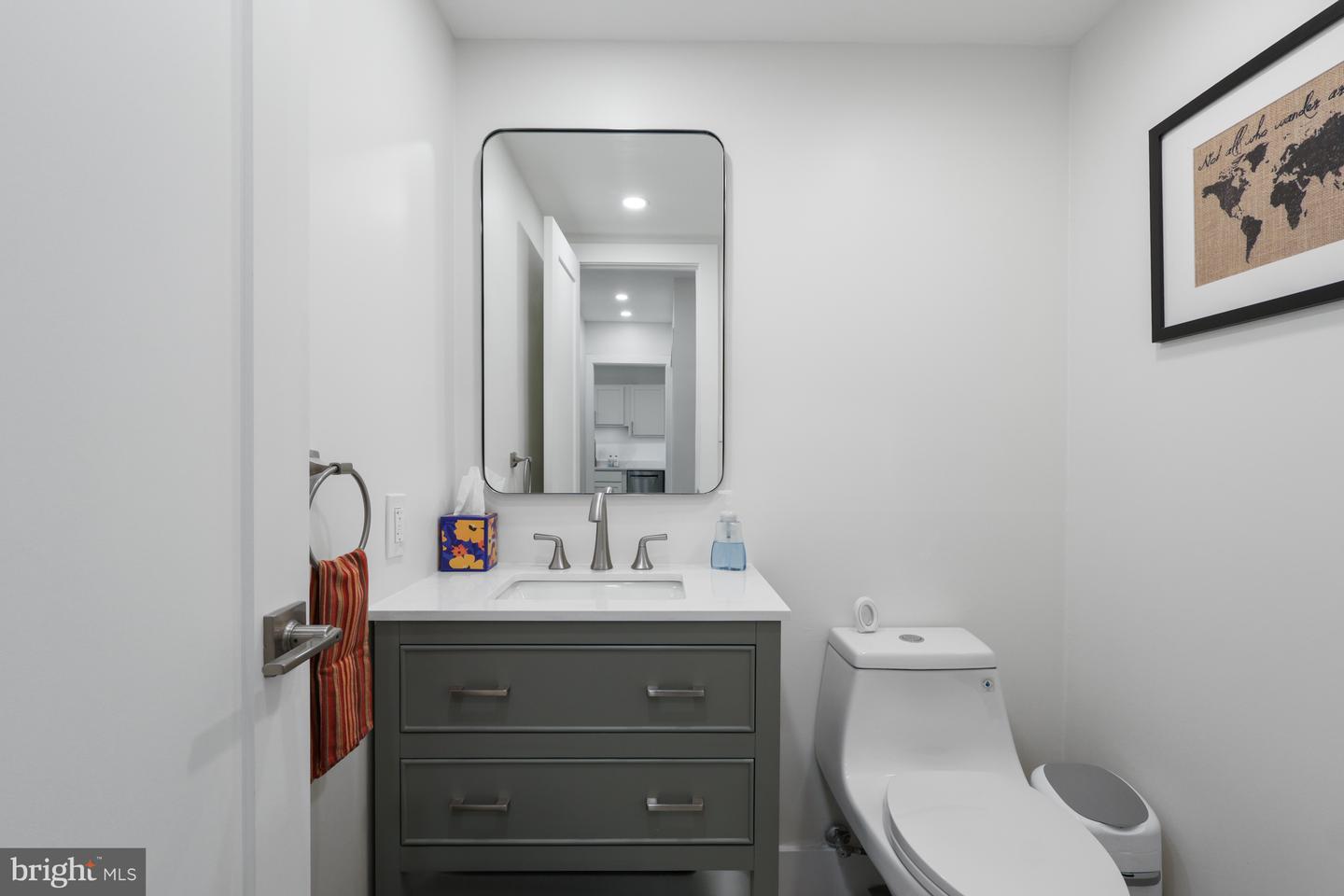 1016 S WAYNE ST #T-12, ARLINGTON, Virginia 22204, 2 Bedrooms Bedrooms, ,1 BathroomBathrooms,Residential,For sale,1016 S WAYNE ST #T-12,VAAR2069518 MLS # VAAR2069518