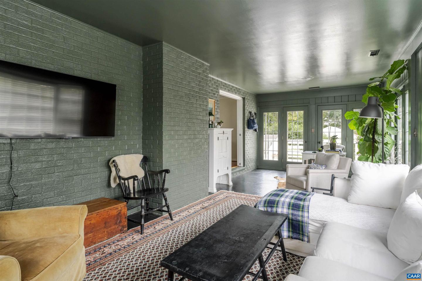 2302 WAKEFIELD RD, CHARLOTTESVILLE, Virginia 22901, 4 Bedrooms Bedrooms, ,3 BathroomsBathrooms,Residential,For sale,2302 WAKEFIELD RD,673843 MLS # 673843