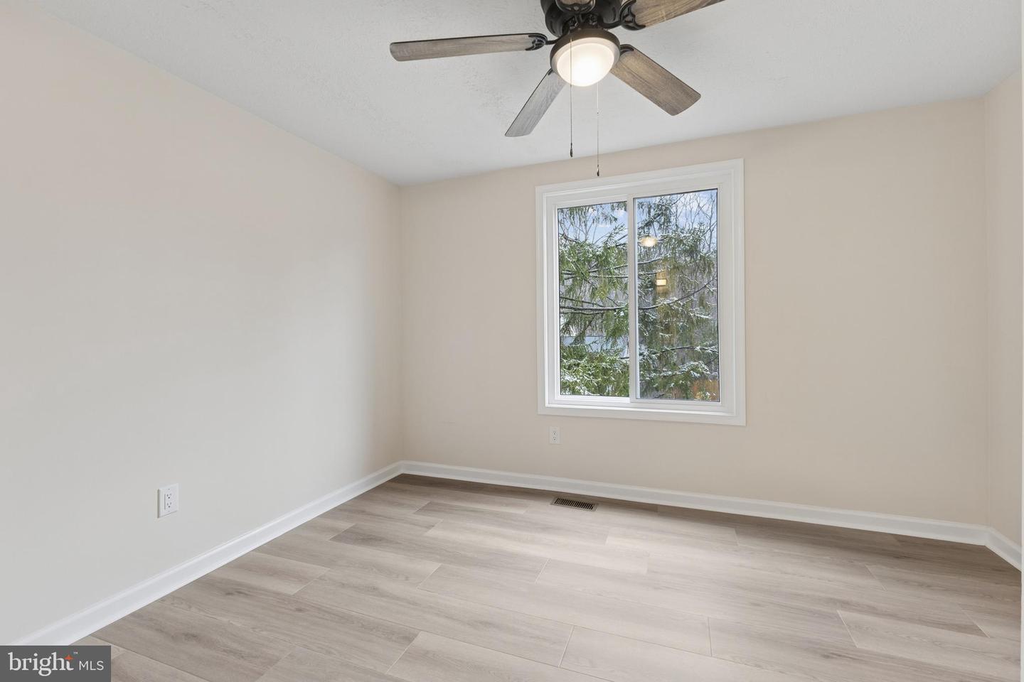 15915 FAIRWAY DR, DUMFRIES, Virginia 22025, 3 Bedrooms Bedrooms, ,3 BathroomsBathrooms,Residential,For sale,15915 FAIRWAY DR,VAPW2113510 MLS # VAPW2113510