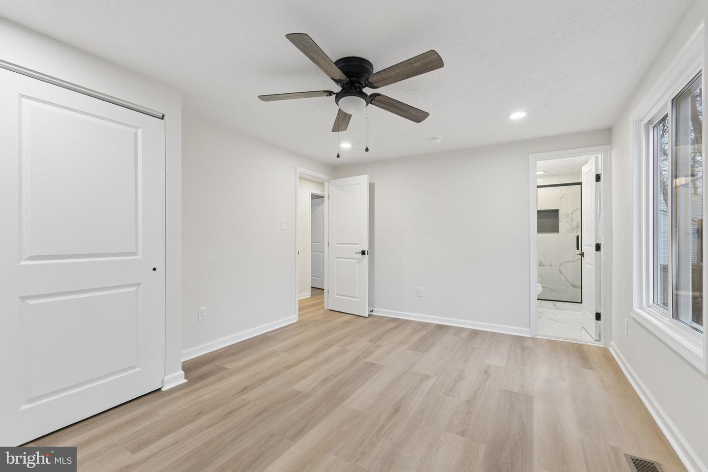 15915 FAIRWAY DR, DUMFRIES, Virginia 22025, 3 Bedrooms Bedrooms, ,3 BathroomsBathrooms,Residential,For sale,15915 FAIRWAY DR,VAPW2113510 MLS # VAPW2113510