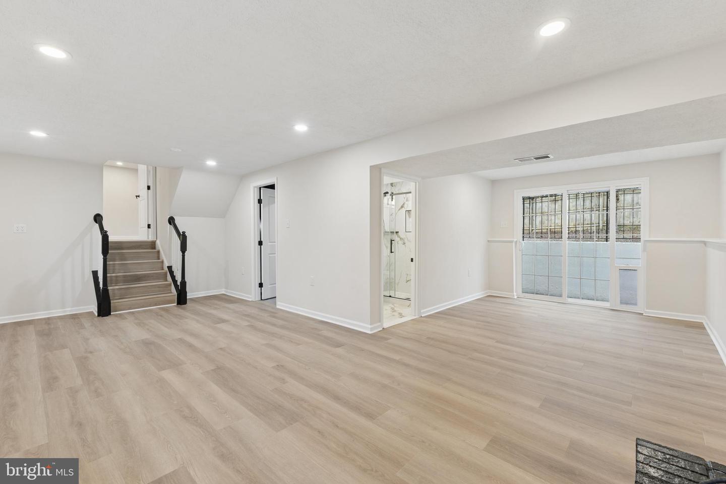 15915 FAIRWAY DR, DUMFRIES, Virginia 22025, 3 Bedrooms Bedrooms, ,3 BathroomsBathrooms,Residential,For sale,15915 FAIRWAY DR,VAPW2113510 MLS # VAPW2113510