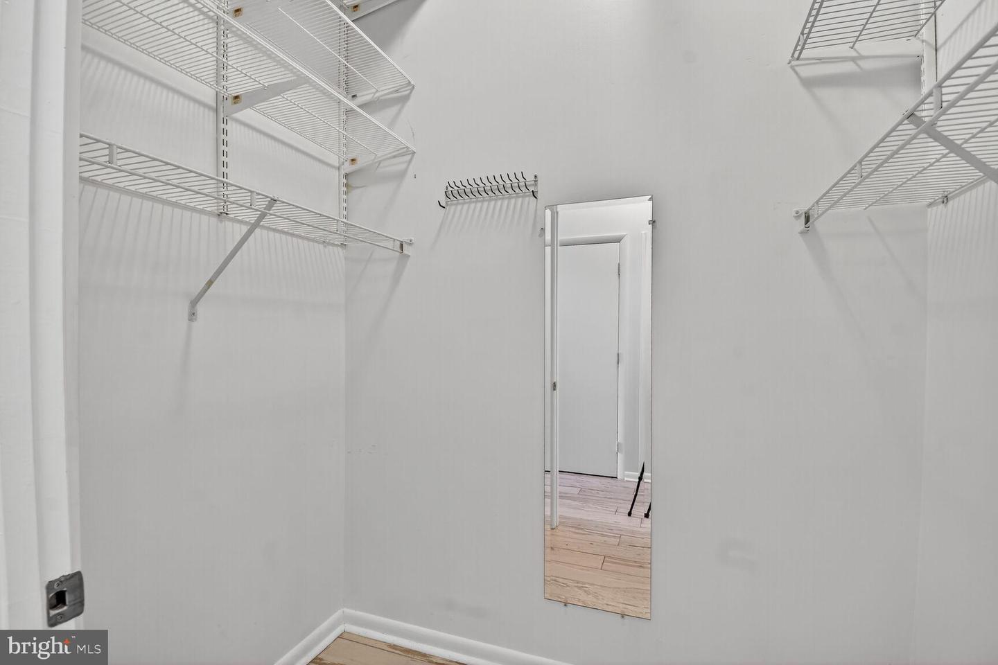 1300 N ST NW #214, WASHINGTON, District Of Columbia 20005, 1 Bedroom Bedrooms, 2 Rooms Rooms,1 BathroomBathrooms,Residential,For sale,1300 N ST NW #214,DCDC2248302 MLS # DCDC2248302