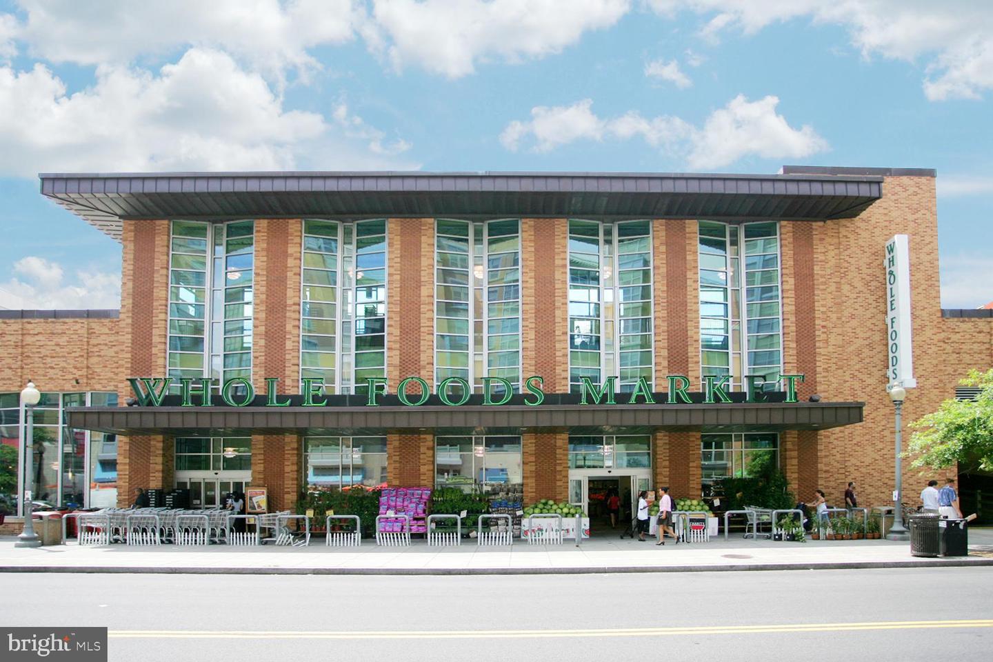 1300 N ST NW #214, WASHINGTON, District Of Columbia 20005, 1 Bedroom Bedrooms, 2 Rooms Rooms,1 BathroomBathrooms,Residential,For sale,1300 N ST NW #214,DCDC2248302 MLS # DCDC2248302