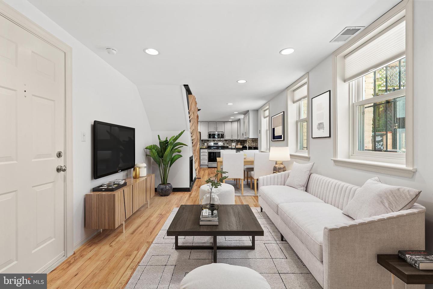 1030 FAIRMONT ST NW #104, WASHINGTON, District Of Columbia 20001, 3 Bedrooms Bedrooms, ,2 BathroomsBathrooms,Residential,For sale,1030 FAIRMONT ST NW #104,DCDC2248466 MLS # DCDC2248466