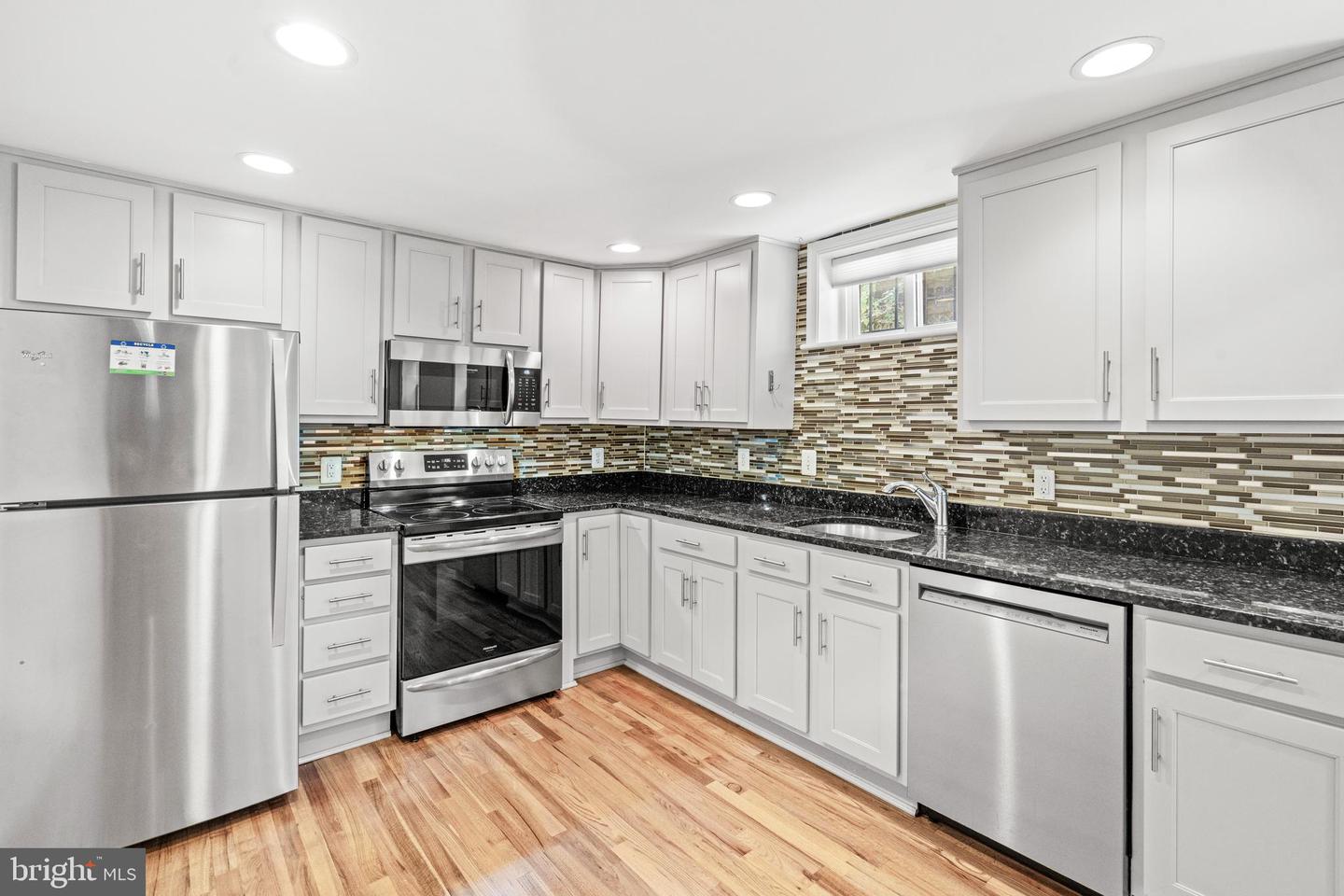 1030 FAIRMONT ST NW #104, WASHINGTON, District Of Columbia 20001, 3 Bedrooms Bedrooms, ,2 BathroomsBathrooms,Residential,For sale,1030 FAIRMONT ST NW #104,DCDC2248466 MLS # DCDC2248466