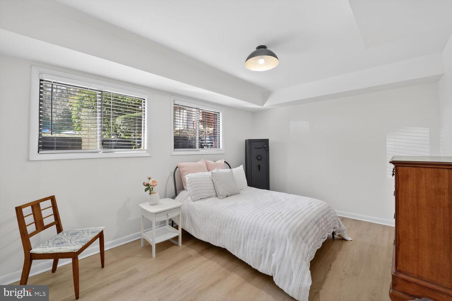 55 SKYHILL RD #101, ALEXANDRIA, Virginia 22314, 3 Bedrooms Bedrooms, ,2 BathroomsBathrooms,Residential,For sale,55 SKYHILL RD #101,VAAX2054642 MLS # VAAX2054642