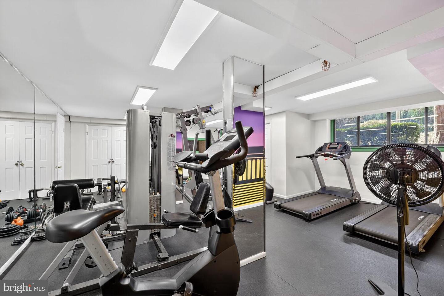 55 SKYHILL RD #101, ALEXANDRIA, Virginia 22314, 3 Bedrooms Bedrooms, ,2 BathroomsBathrooms,Residential,For sale,55 SKYHILL RD #101,VAAX2054642 MLS # VAAX2054642