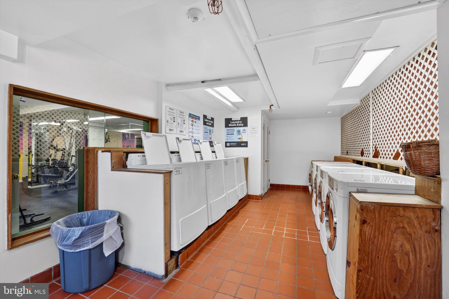 55 SKYHILL RD #101, ALEXANDRIA, Virginia 22314, 3 Bedrooms Bedrooms, ,2 BathroomsBathrooms,Residential,For sale,55 SKYHILL RD #101,VAAX2054642 MLS # VAAX2054642