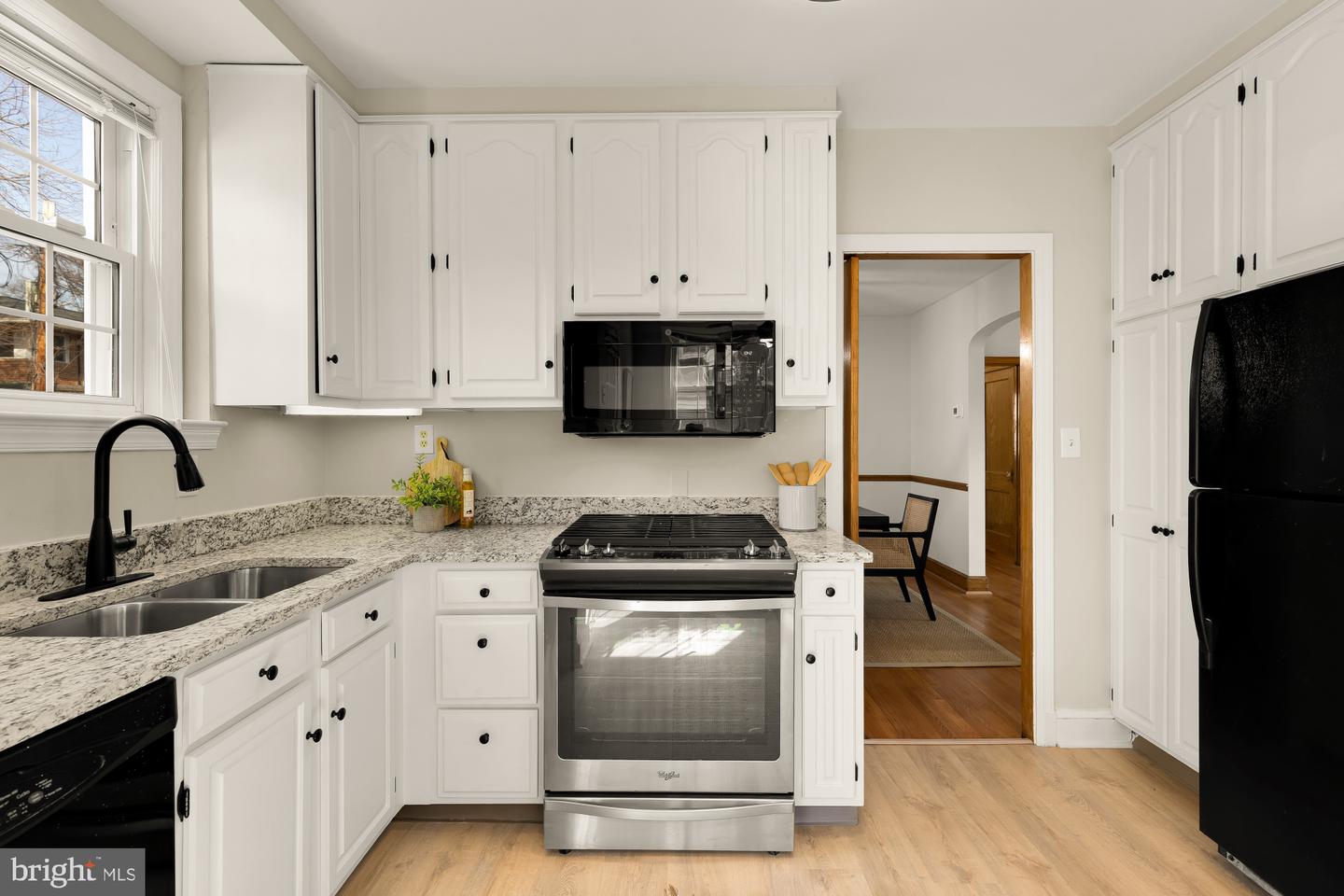 3918 17TH PL NE, WASHINGTON, District Of Columbia 20018, 4 Bedrooms Bedrooms, ,2 BathroomsBathrooms,Residential,For sale,3918 17TH PL NE,DCDC2248352 MLS # DCDC2248352