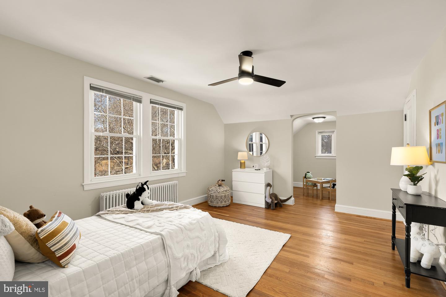 3918 17TH PL NE, WASHINGTON, District Of Columbia 20018, 4 Bedrooms Bedrooms, ,2 BathroomsBathrooms,Residential,For sale,3918 17TH PL NE,DCDC2248352 MLS # DCDC2248352