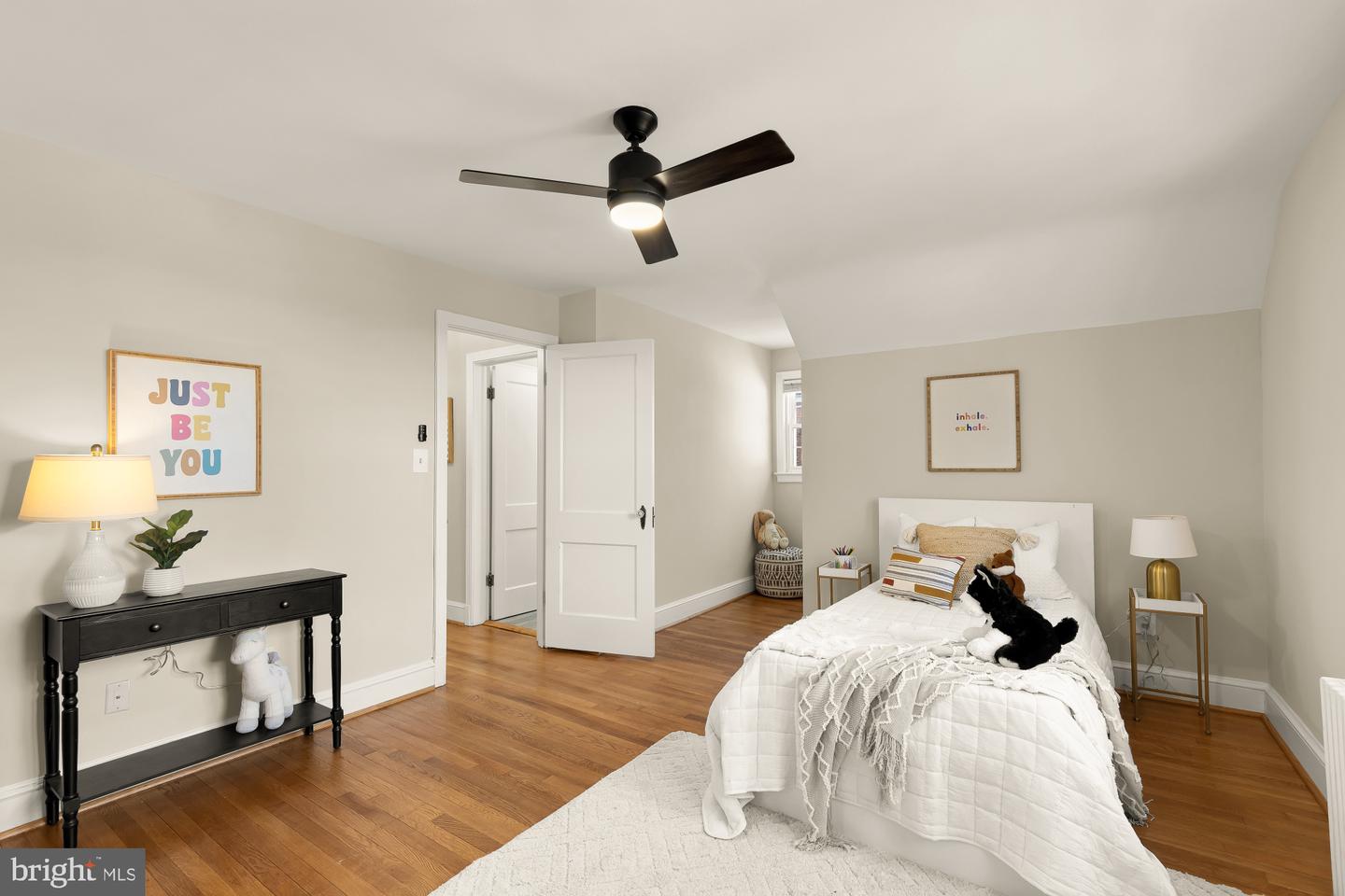 3918 17TH PL NE, WASHINGTON, District Of Columbia 20018, 4 Bedrooms Bedrooms, ,2 BathroomsBathrooms,Residential,For sale,3918 17TH PL NE,DCDC2248352 MLS # DCDC2248352