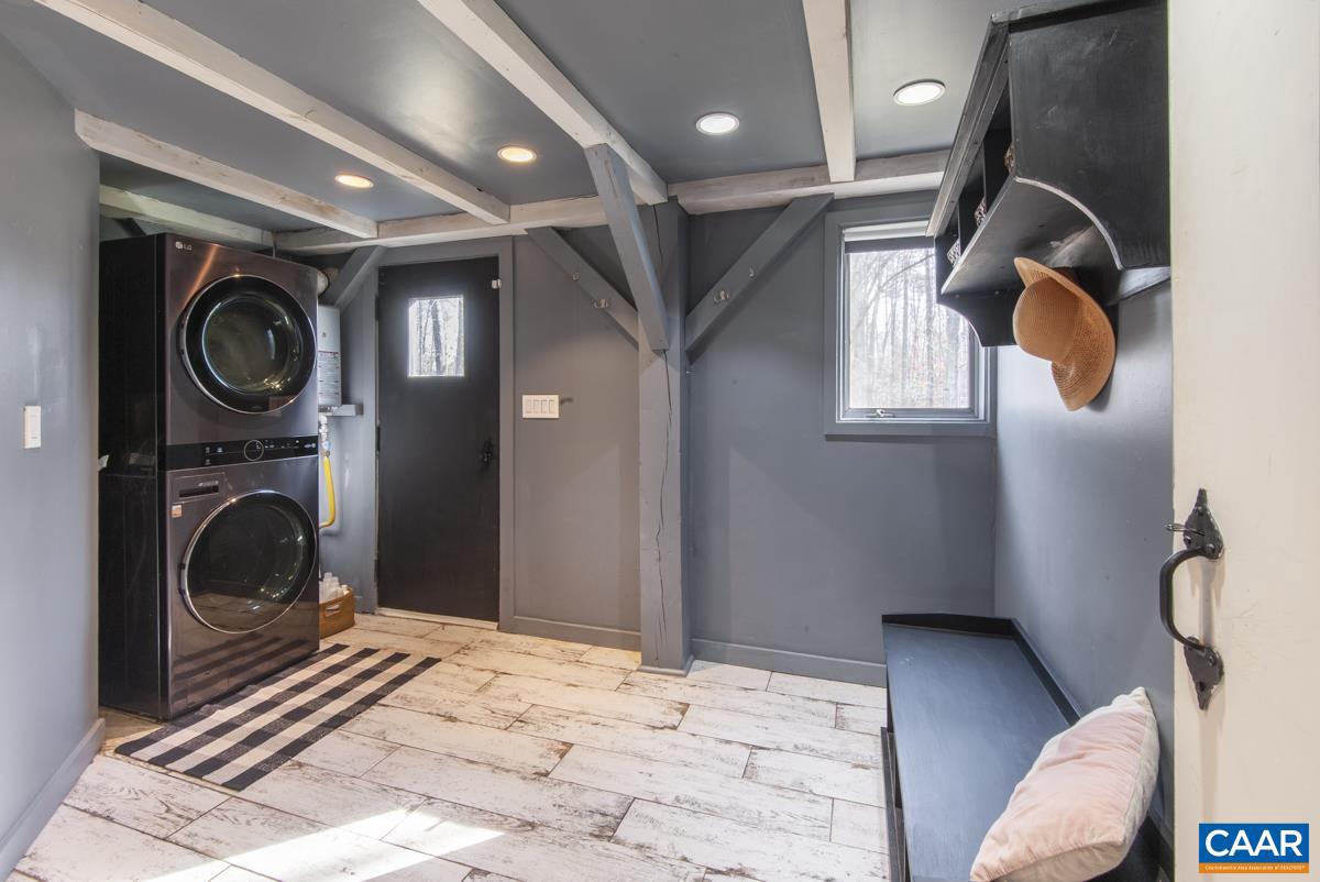 5875 BURNETT LN, ADVANCE MILLS, Virginia 22968, 3 Bedrooms Bedrooms, ,2 BathroomsBathrooms,Residential,For sale,5875 BURNETT LN,673825 MLS # 673825