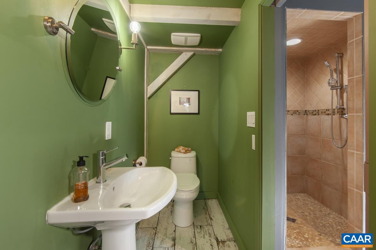 5875 BURNETT LN, ADVANCE MILLS, Virginia 22968, 3 Bedrooms Bedrooms, ,2 BathroomsBathrooms,Residential,For sale,5875 BURNETT LN,673825 MLS # 673825