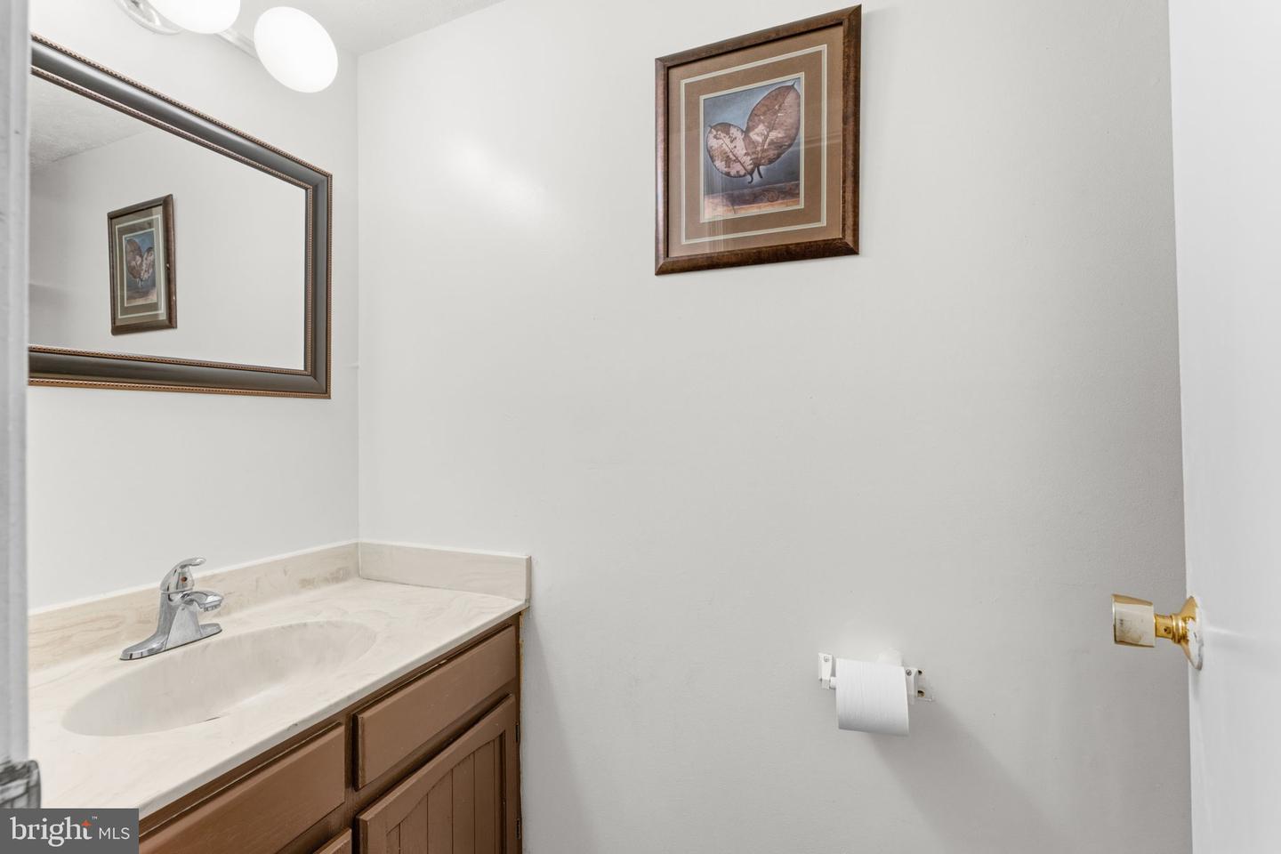 5765 HERITAGE HILL DR, ALEXANDRIA, Virginia 22310, 3 Bedrooms Bedrooms, ,2 BathroomsBathrooms,Residential,For sale,5765 HERITAGE HILL DR,VAFX2293506 MLS # VAFX2293506