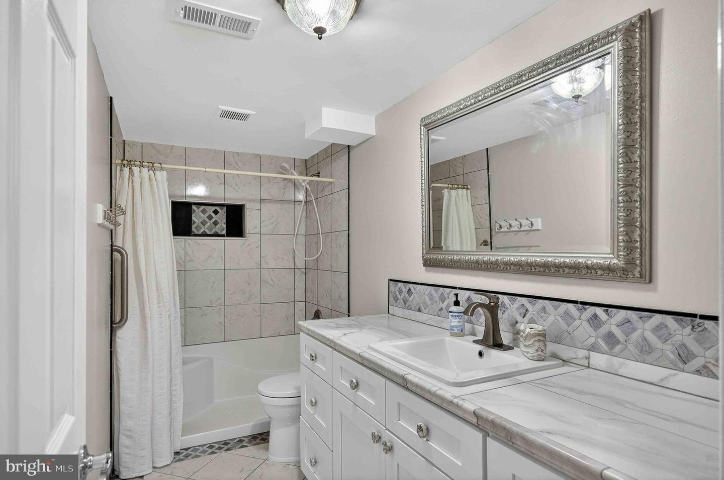 10314 REID LN, NOKESVILLE, Virginia 20181, 4 Bedrooms Bedrooms, ,3 BathroomsBathrooms,Residential,For sale,10314 REID LN,VAPW2113562 MLS # VAPW2113562