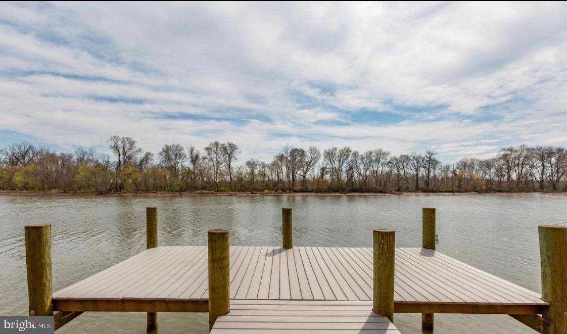 110 OLD LANDING CT, FREDERICKSBURG, Virginia 22405, 4 Bedrooms Bedrooms, ,2 BathroomsBathrooms,Residential,For sale,110 OLD LANDING CT,VAST2046538 MLS # VAST2046538