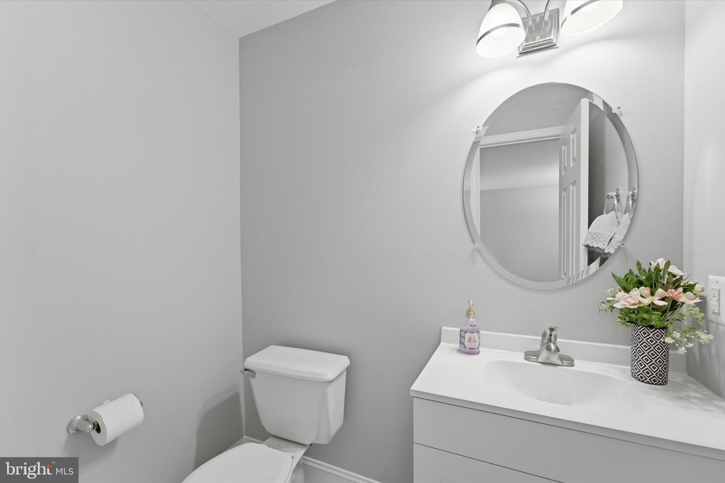 8513 TACKHOUSE LOOP, GAINESVILLE, Virginia 20155, 4 Bedrooms Bedrooms, ,3 BathroomsBathrooms,Residential,For sale,8513 TACKHOUSE LOOP,VAPW2113564 MLS # VAPW2113564