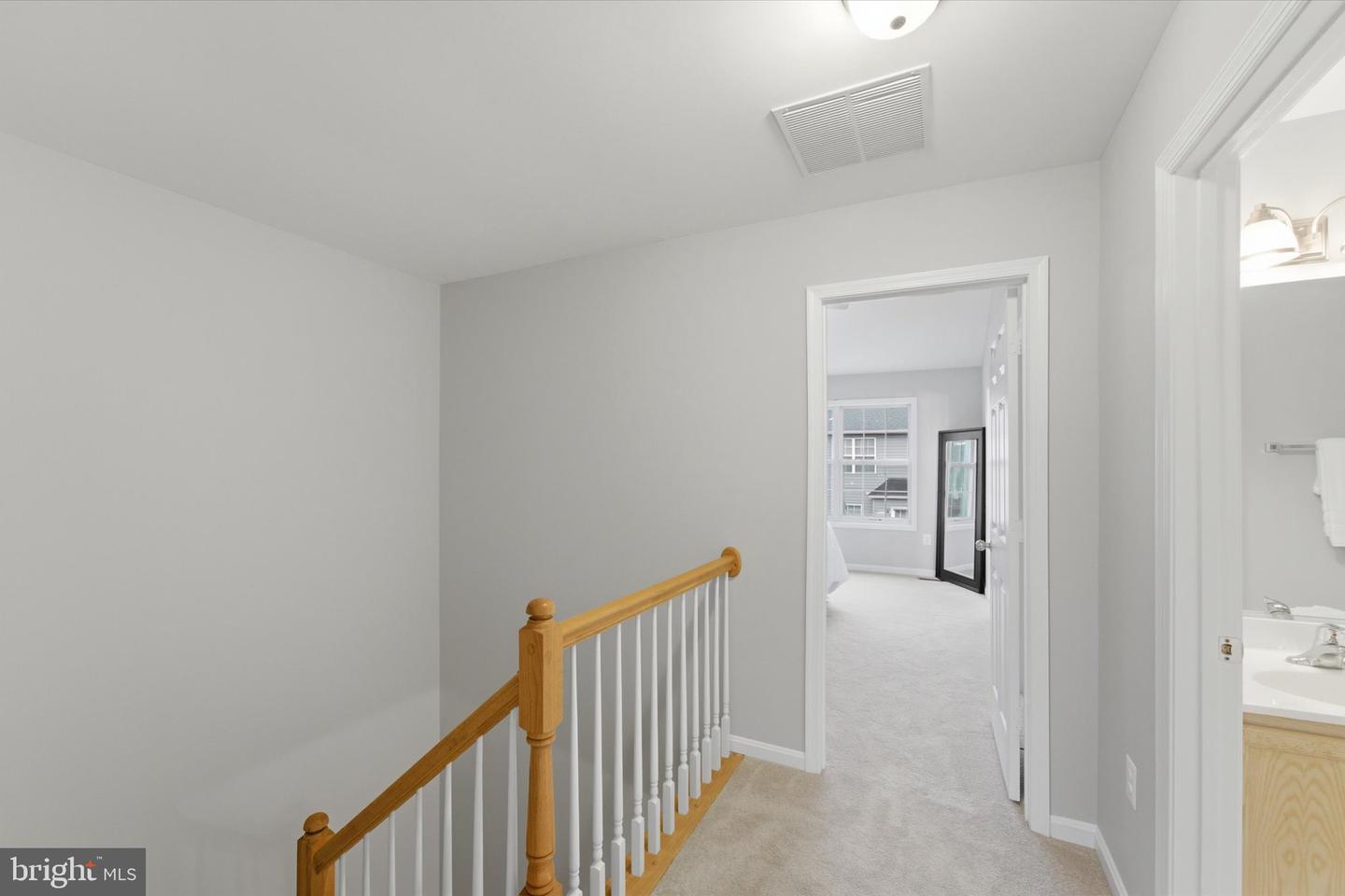 8513 TACKHOUSE LOOP, GAINESVILLE, Virginia 20155, 4 Bedrooms Bedrooms, ,3 BathroomsBathrooms,Residential,For sale,8513 TACKHOUSE LOOP,VAPW2113564 MLS # VAPW2113564